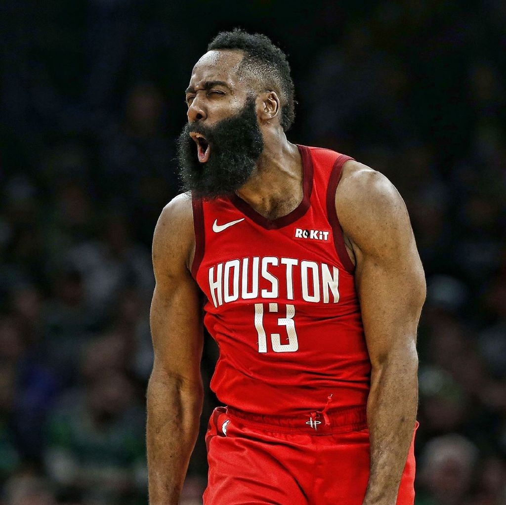 西甲：巴萨客场2-2战平塞维利亚（西甲：巴萨做客与塞维利亚2-2握手言和）