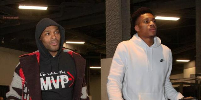 是谁？李春江：当年去西雅图本来看上个后卫 结果被超音速截胡了（是谁？李春江回忆：曾在西雅图看中一名后卫，却被超音速捷足先登）