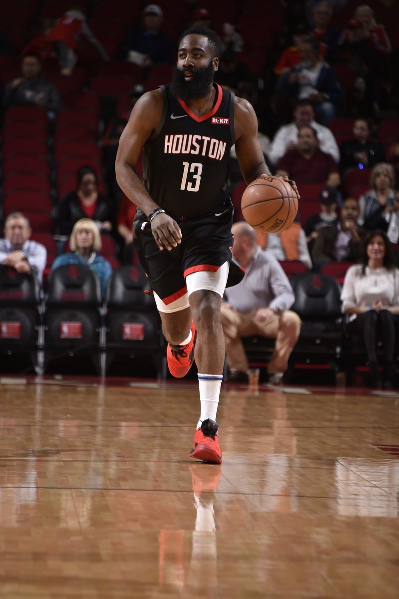 前队友：梅西教会我怎么踢球! 有时我还被他怒吼!（前队友谈梅西：他教会我踢球，也曾冲我怒吼）