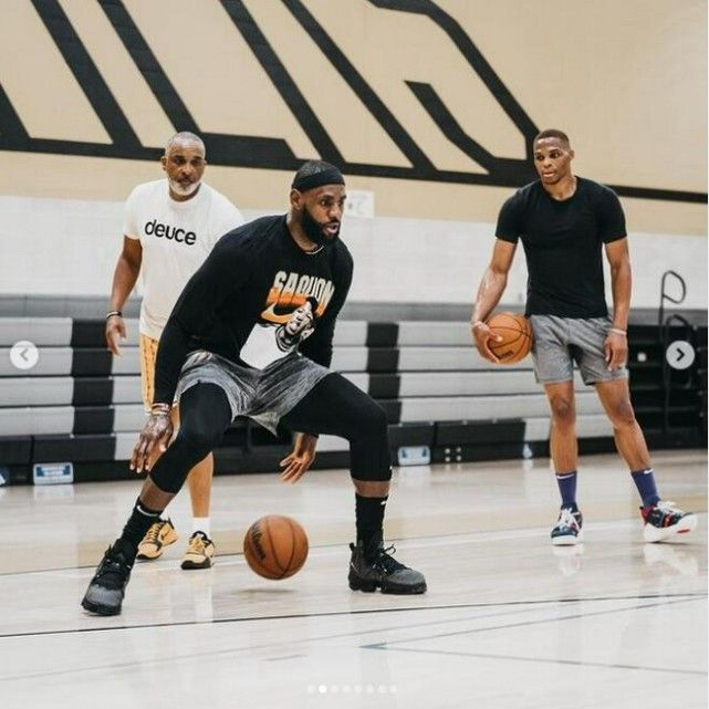 北爱尔兰主帅：即使末轮结果不重要，但我们要避免吃牌停赛（北爱尔兰主帅：末轮胜负不关键，但必须避免因吃牌被停赛）