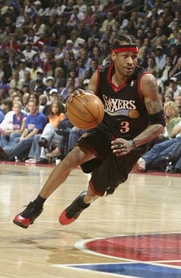 FC26足球庆典队长：金搓姆巴佩领衔，C罗、凯恩、范戴克在列（FC26足球庆典队长阵容：姆巴佩坐镇，C罗、凯恩、范戴克悉数入围）