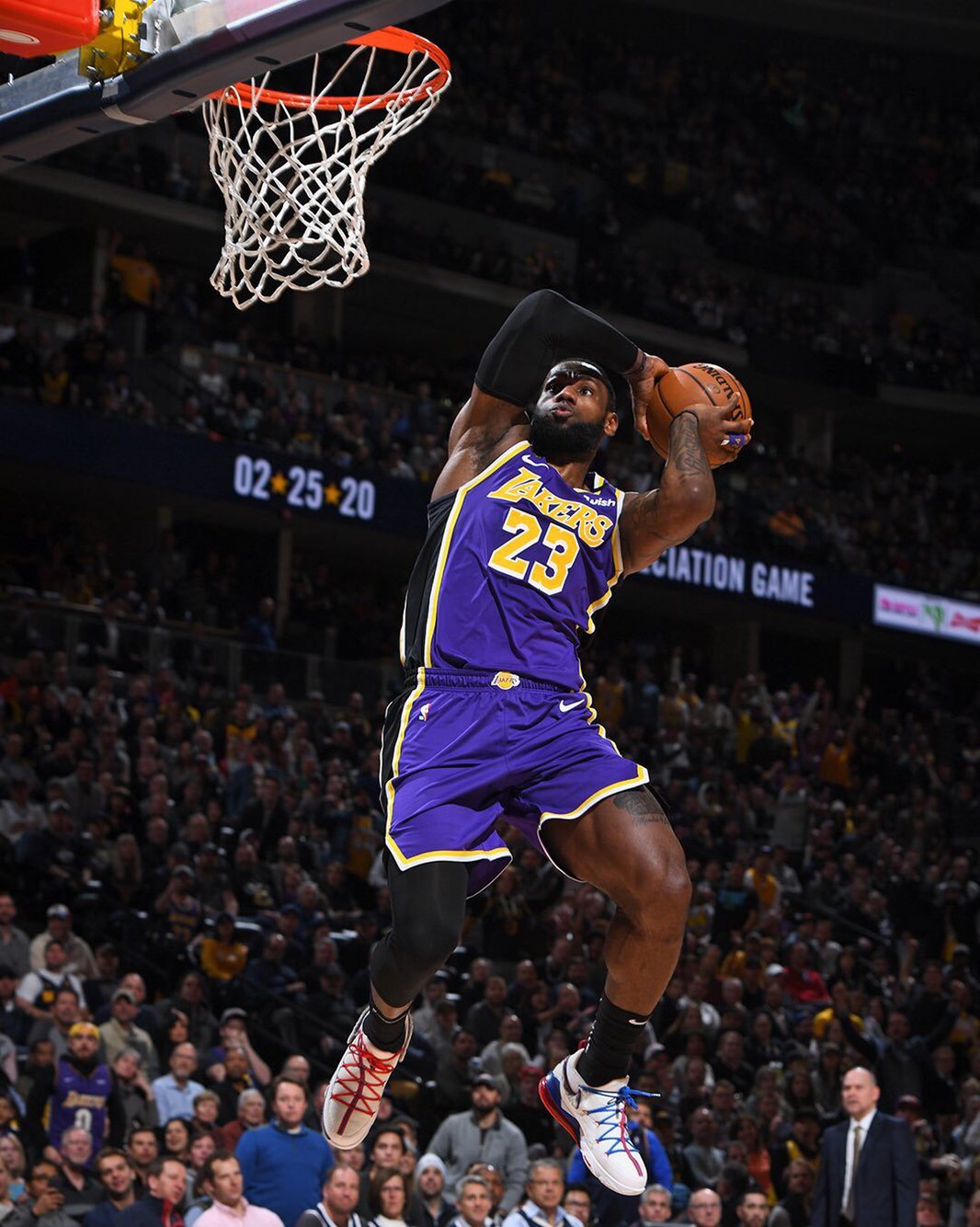 回声报：对阵狼队利物浦可能多达8人缺席，维尔茨可以出战（回声报：利物浦战狼队或缺席多达8人，维尔茨可出场）