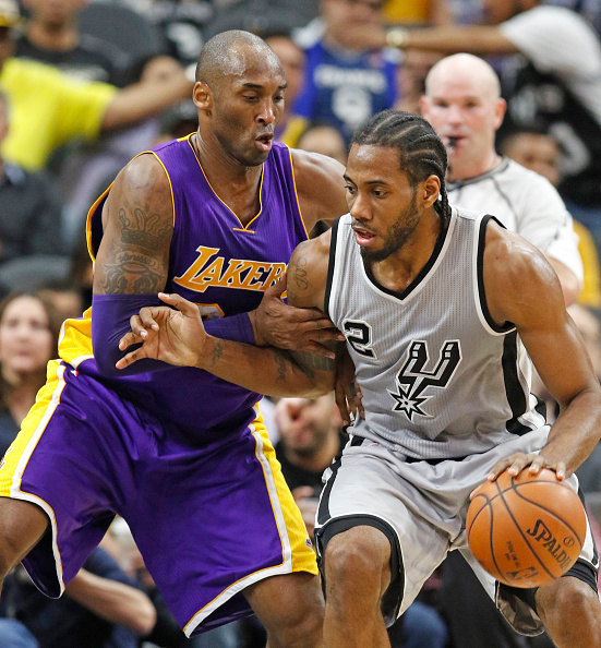 篮球火箭旧将回归休城，粉丝热烈欢迎（前火箭球员重返休斯敦，球迷热情欢迎）