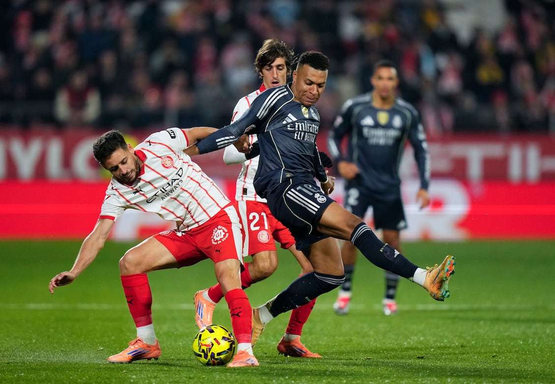 斯卢茨基：米内罗已经做好首发的准备，目前球队人员比较齐整（斯卢茨基：米内罗已具备首发条件，球队阵容基本齐整）