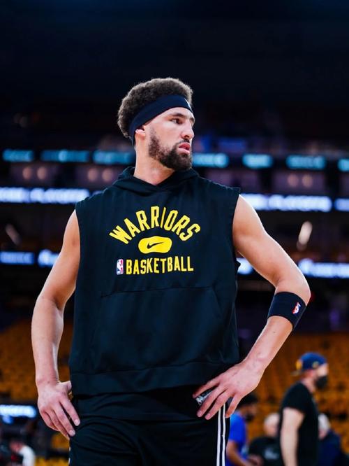 罗马诺：米兰前锋吉梅内斯很快将接受脚踝手术（罗马诺：米兰前锋吉梅内斯即将接受脚踝手术）