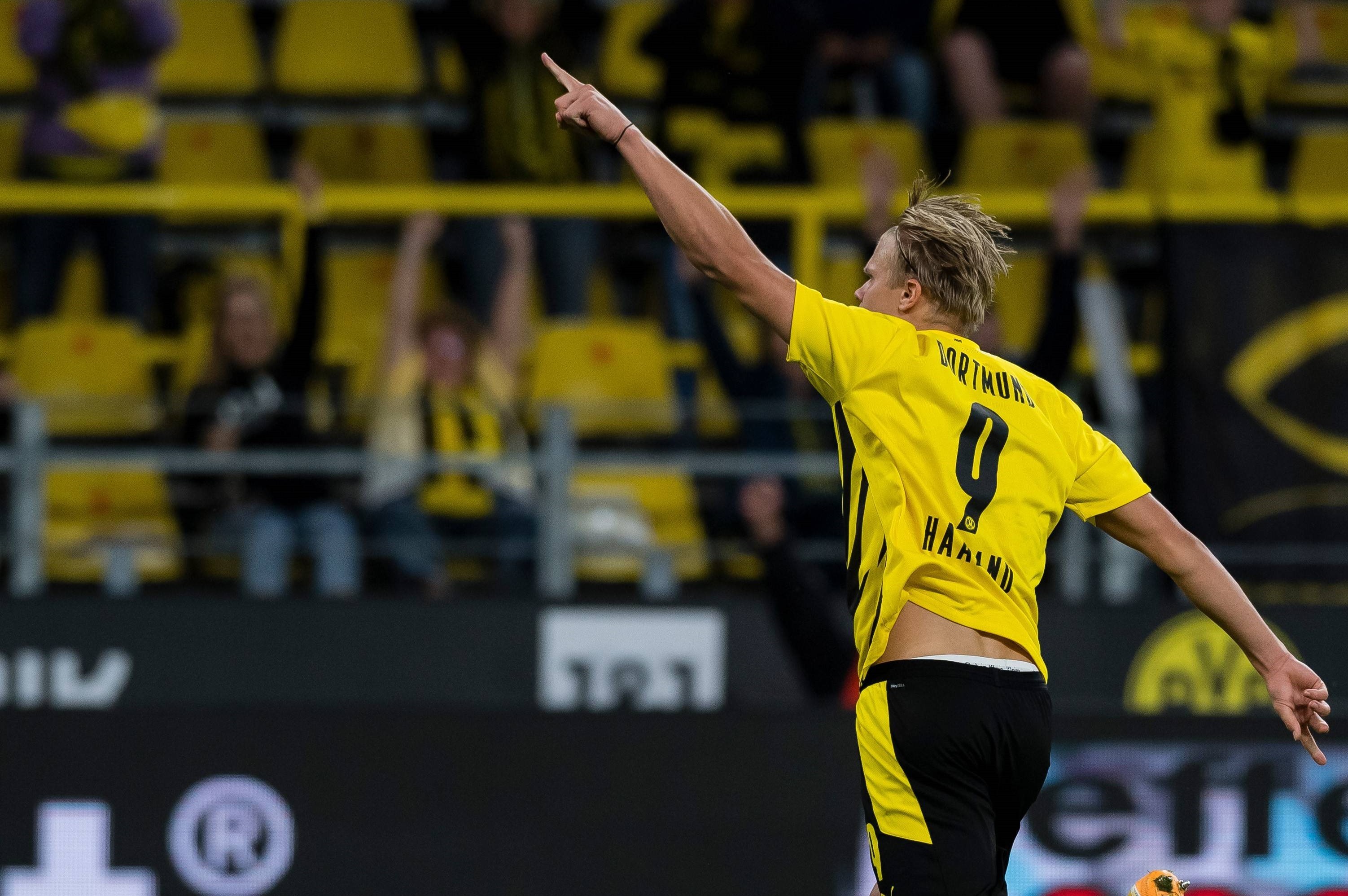 那不勒斯官方：吉尔摩周一将接受手术；据悉将缺阵至明年一月（那不勒斯通报：吉尔摩周一接受手术，预计缺阵至明年一月）