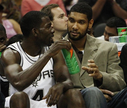 李新翔：我的第一次中超冠军；海港是冠军，连冠无人能撼动（李新翔收获中超首冠：海港加冕，连冠之势难撼）