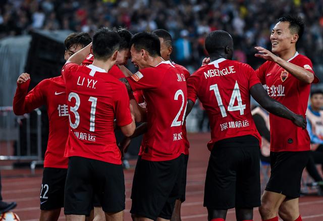 米体：罗马想冬窗租借齐尔克泽，若晋级欧冠会自动触发买断（米体：罗马拟冬窗租借齐尔克泽，若闯入欧冠将自动买断）