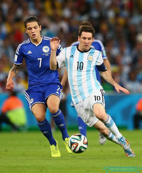 拿了贴纸就跑？RA官方：Marek即日起正式离队（RA官宣：Marek即日起正式离队，难道真是拿了贴纸就走？）